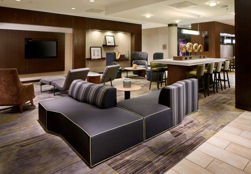 Отель Courtyard By Marriott San Antonio Six Flags At The Rim Экстерьер фото